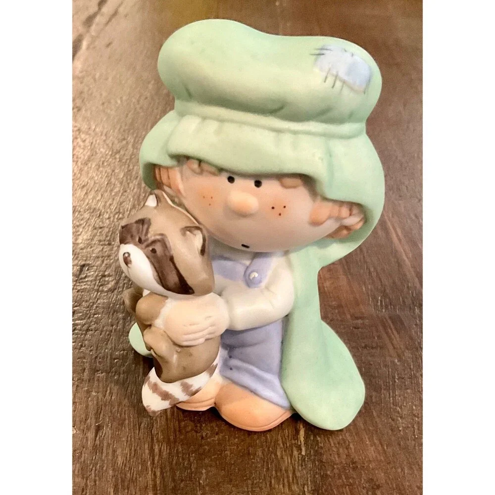 Bumpkin Figurine By Fabrizio Nativity Replacement Shepherd Raccoon Christmas